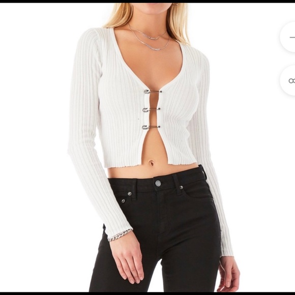 LF Safety Pin Ribbed Crop Cardigan - Picture 2 of 5